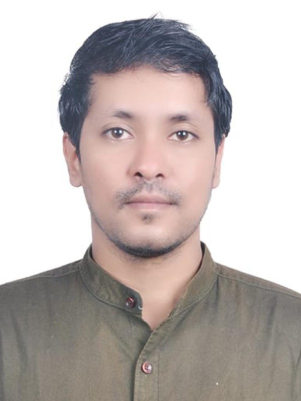 Dinesh M B Photo