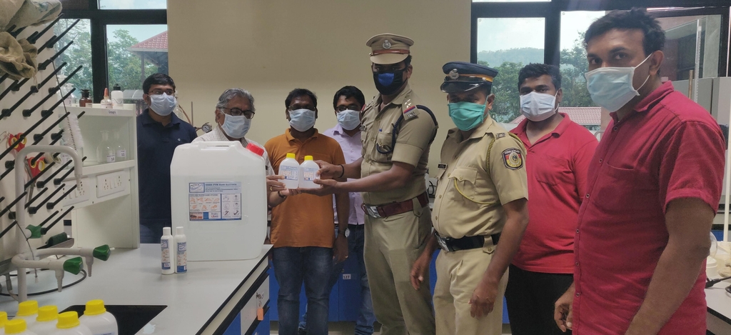 covid_sanitizer_given_3