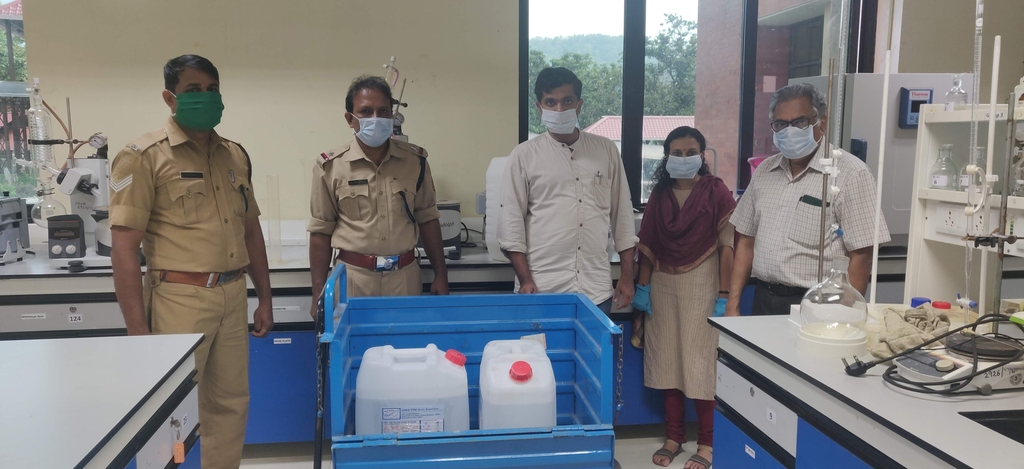 covid_sanitizer_given_4