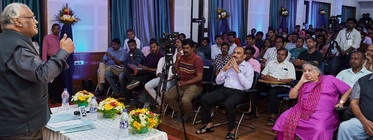 prof_cnr_rao_at_iiser_tvm_11_12_2019_13
