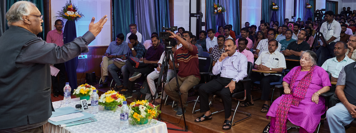prof_cnr_rao_at_iiser_tvm_11_12_2019_14
