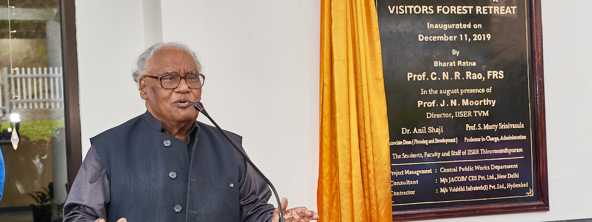 prof_cnr_rao_at_iiser_tvm_11_12_2019_5